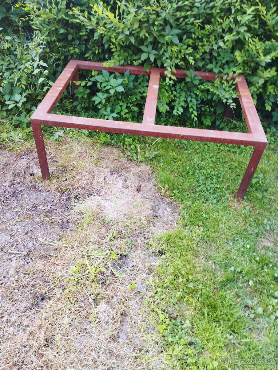 1000 l barel na dešťovou vodu