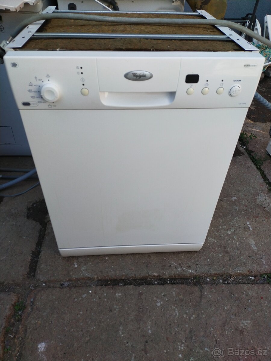 Prodám funkční myčku značky Whirlpool o šíři 60 cm--DOVEZU--