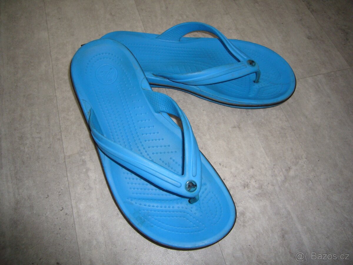 ŽABKY CROCS VEL. 41-42
