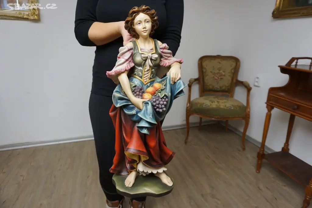 Velká dřevěná malovaná socha ruční práce v - 61 cm