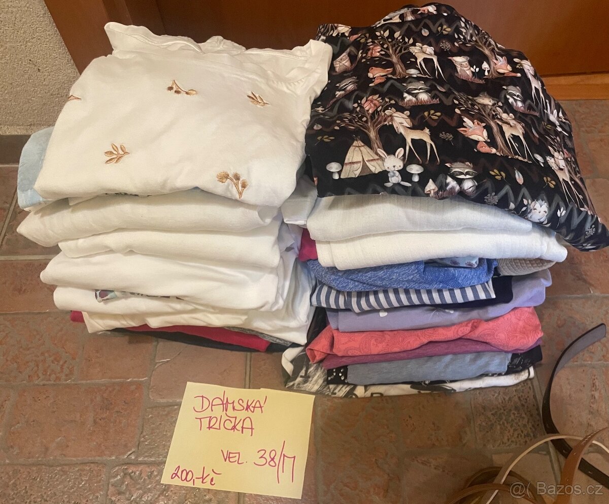 Dámské oblečení velikost 38/M