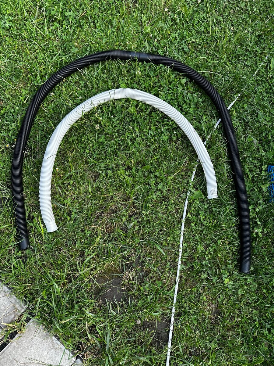 Bazénové příslušenství