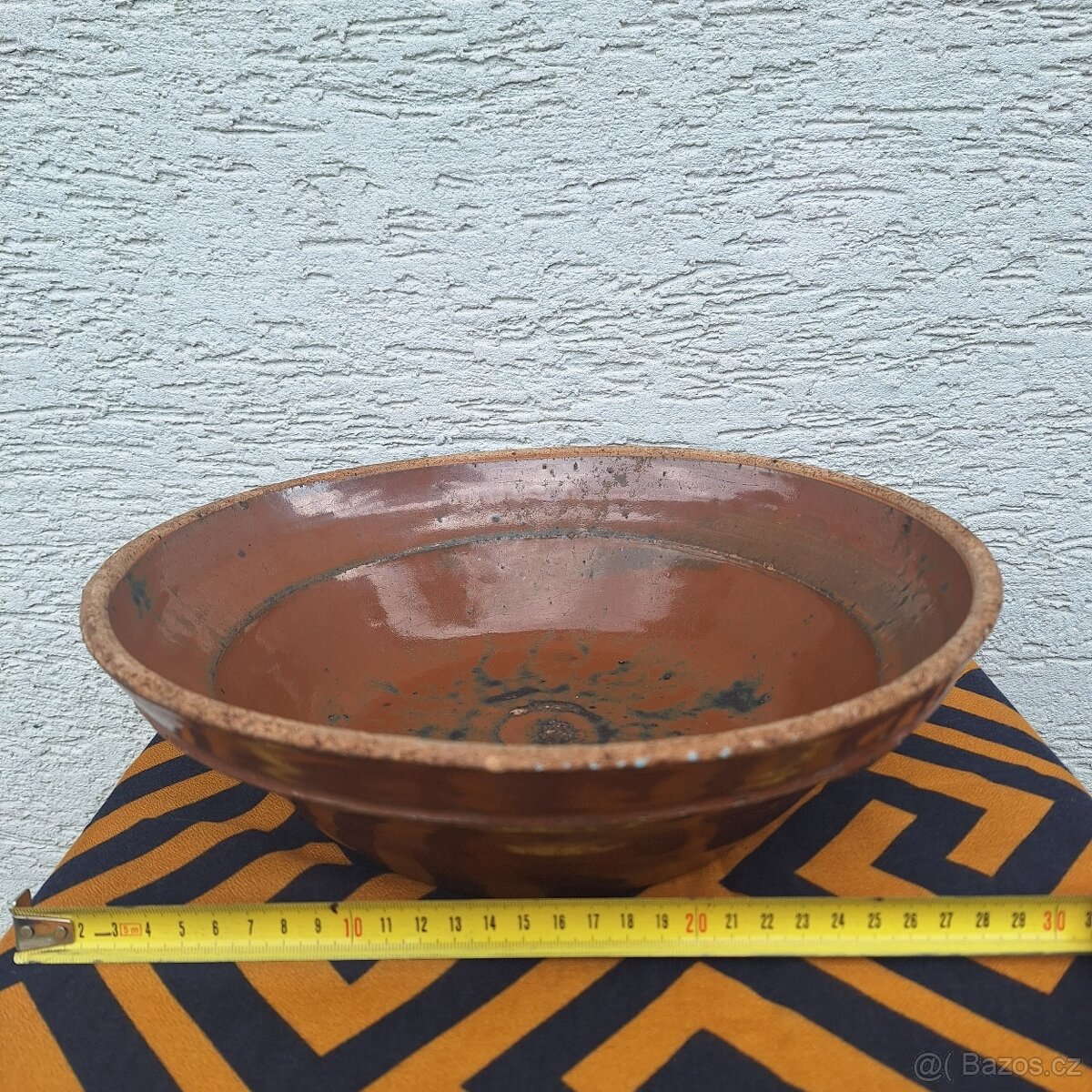 Stará kameninová mísa