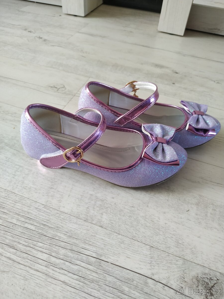 Dětské střevíčky