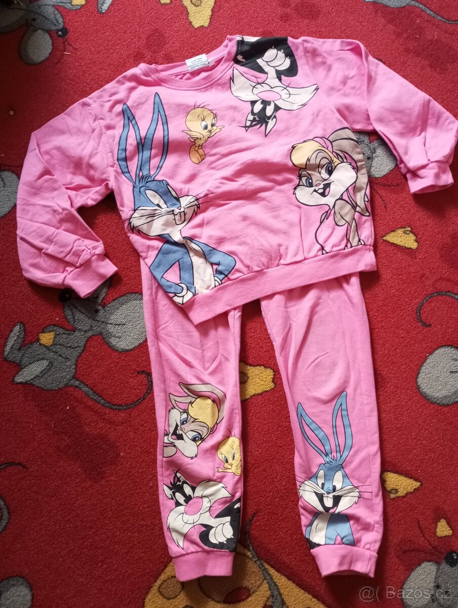 Dívčí oblečení vel.134