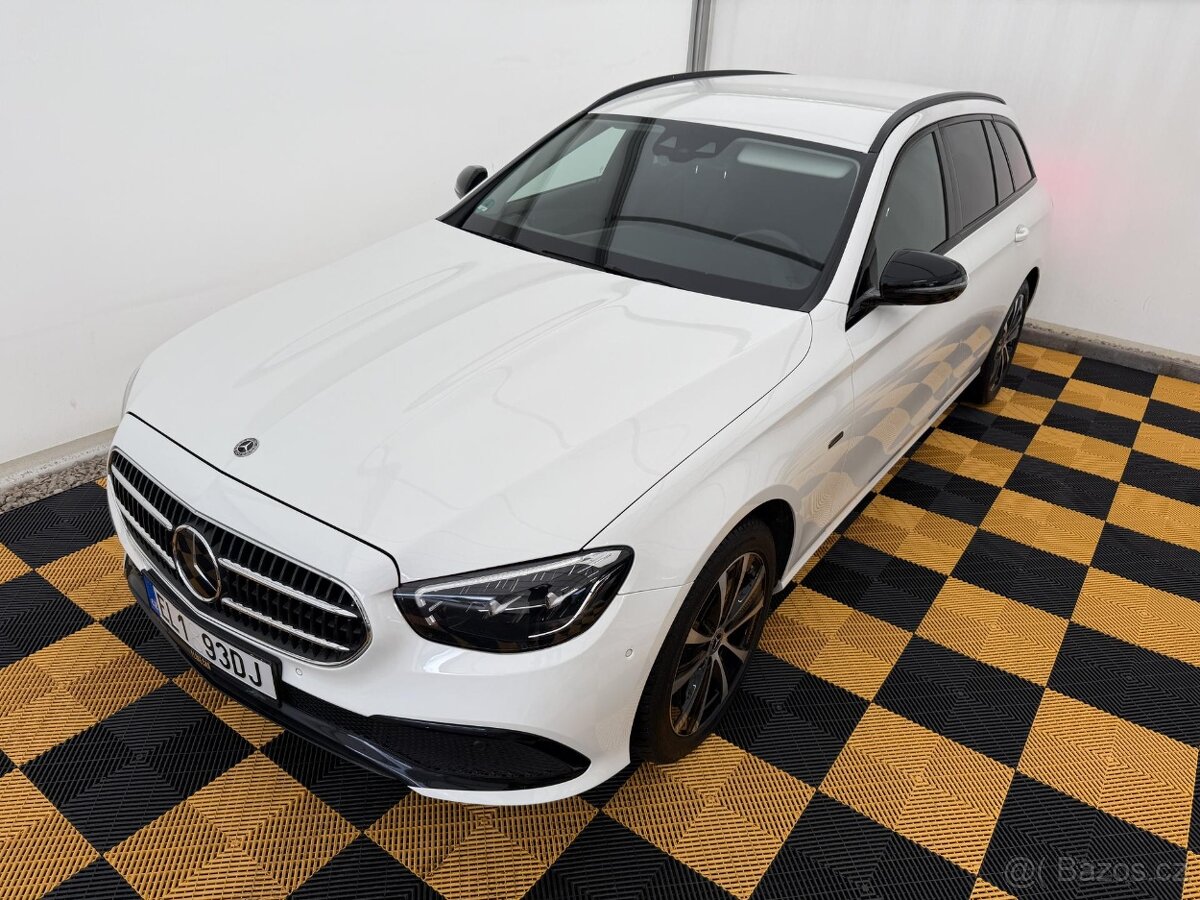 Mercedes-Benz Třídy E, 300de 9G DPH PLUG-IN 4X4 1-MAJ