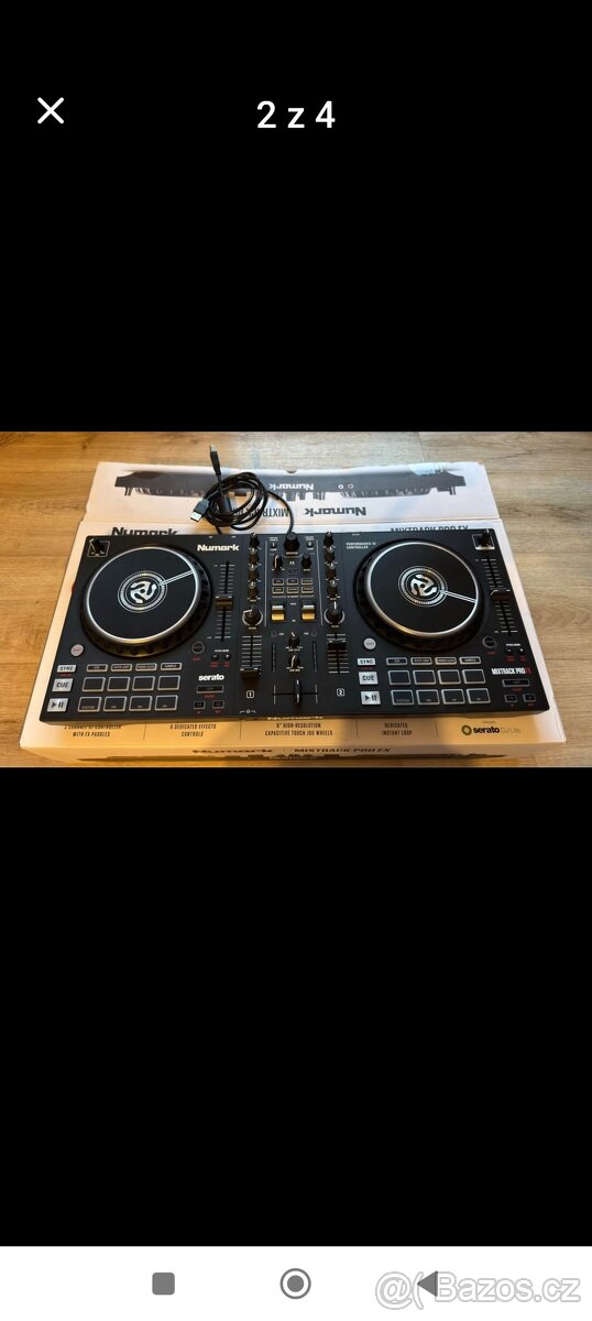 Numark Mixtrack PRO Platinum FX