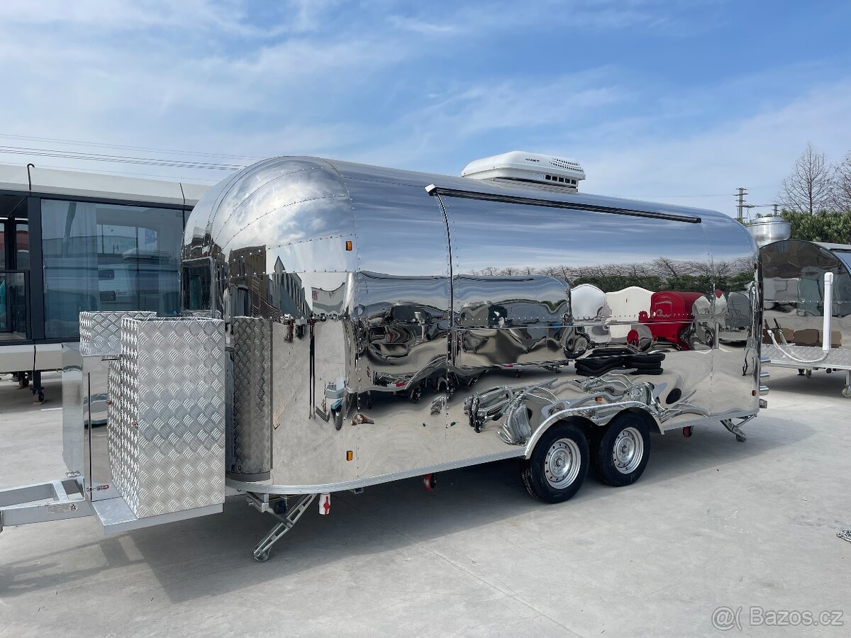 5.8M Gastro přívěs, vozík, Food truck, pojízdná kavárna