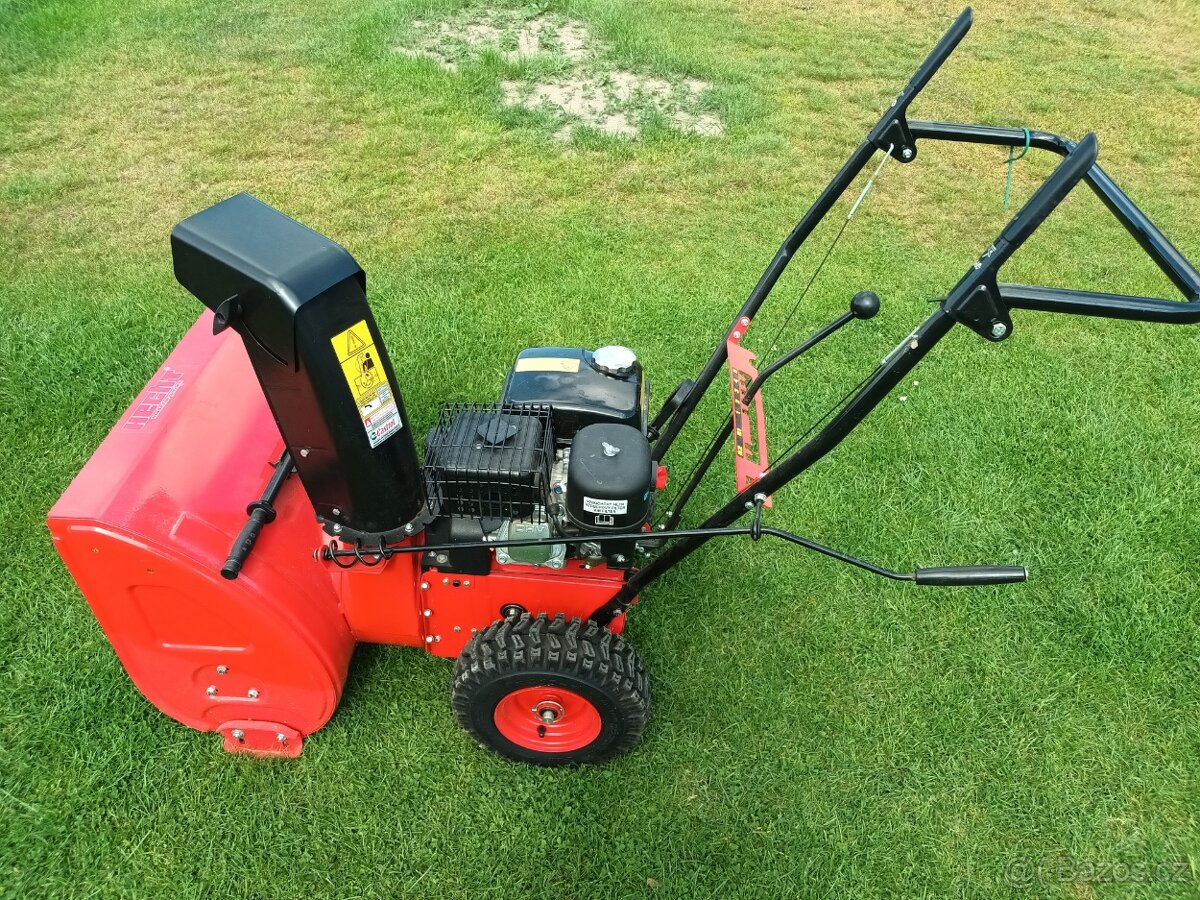 Prodám sněhovou frézu HECHT