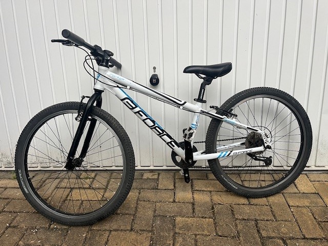 Lehké dětské kolo Force 24