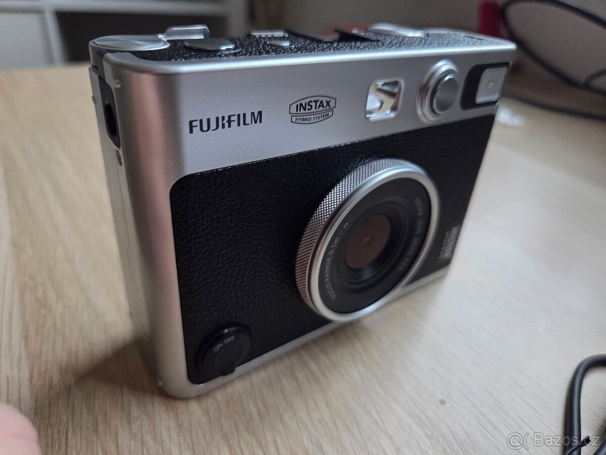 NOVÝ Fujifilm Instax Mini EVO