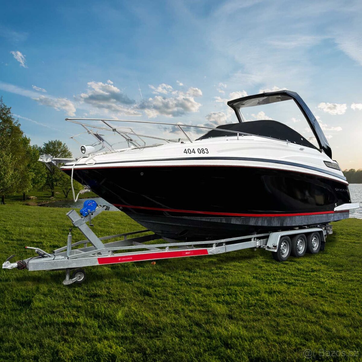Regal 28 Express kajutova lod´ 2012rok