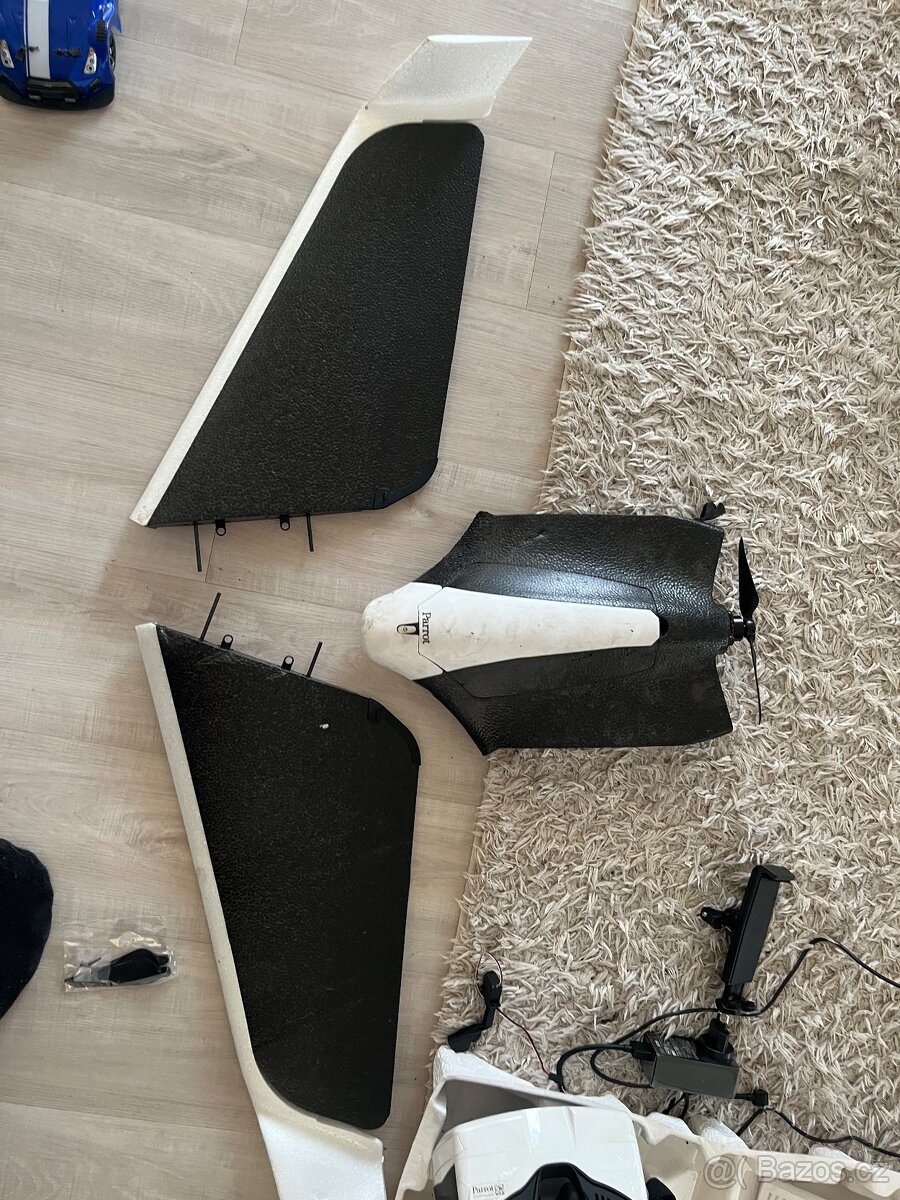 Dron PARROT DISCO FPV