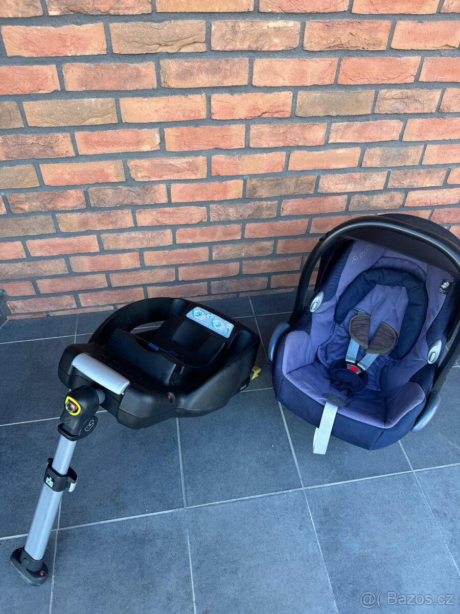 Maxi cosi cabriofix + základna s isofixem 0-13kg