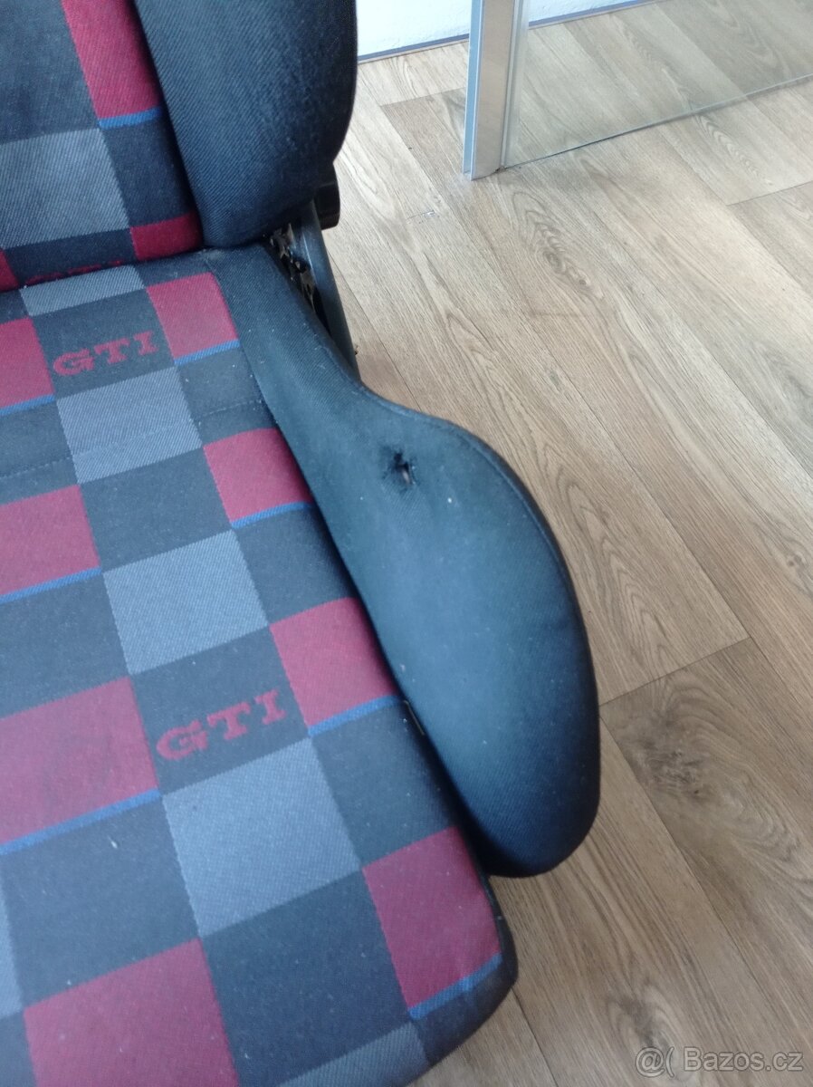 Golf 3 GTI sedačky