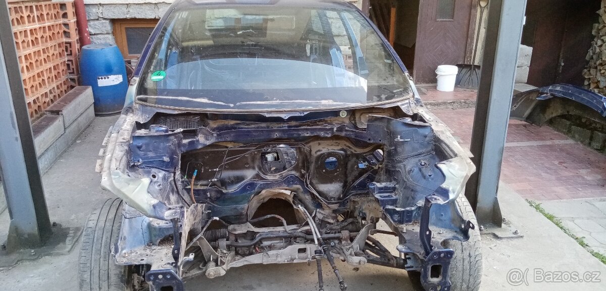 Škoda Octavia 2 holá karosérie