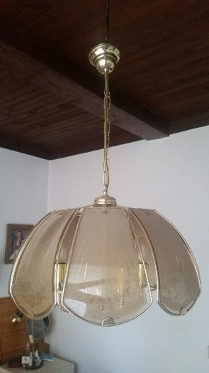 Stropní lustr