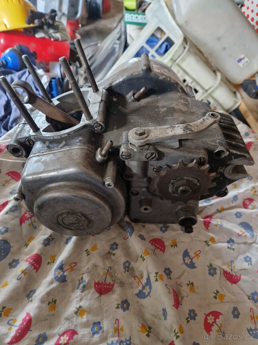 Čz motokros 125/511