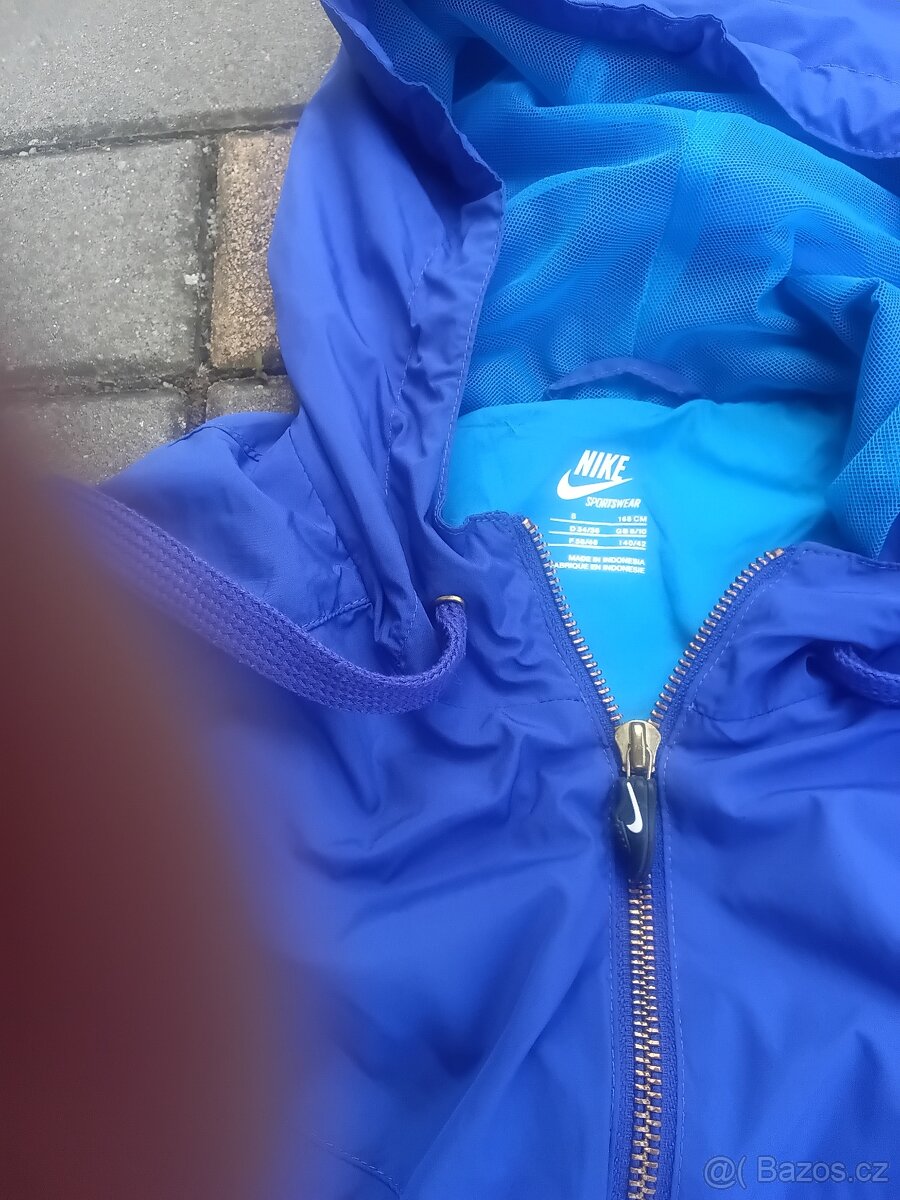 PĚKNÁ MIKINA NIKE S