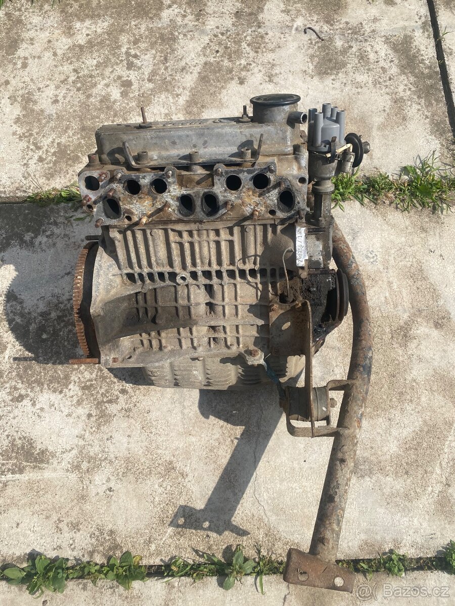 Motor Škoda Rapid 136