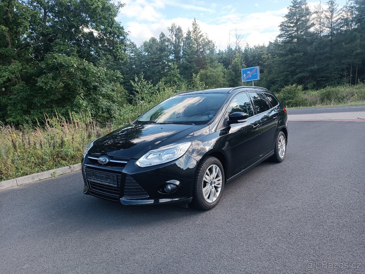 Ford Focus 1.6 77 kW benzín .Najeto 63 tis km