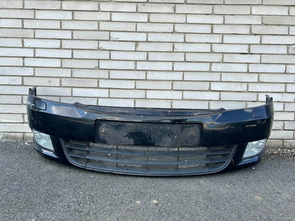 Octavia 2 facelift přední nárazník s ostřikovačema