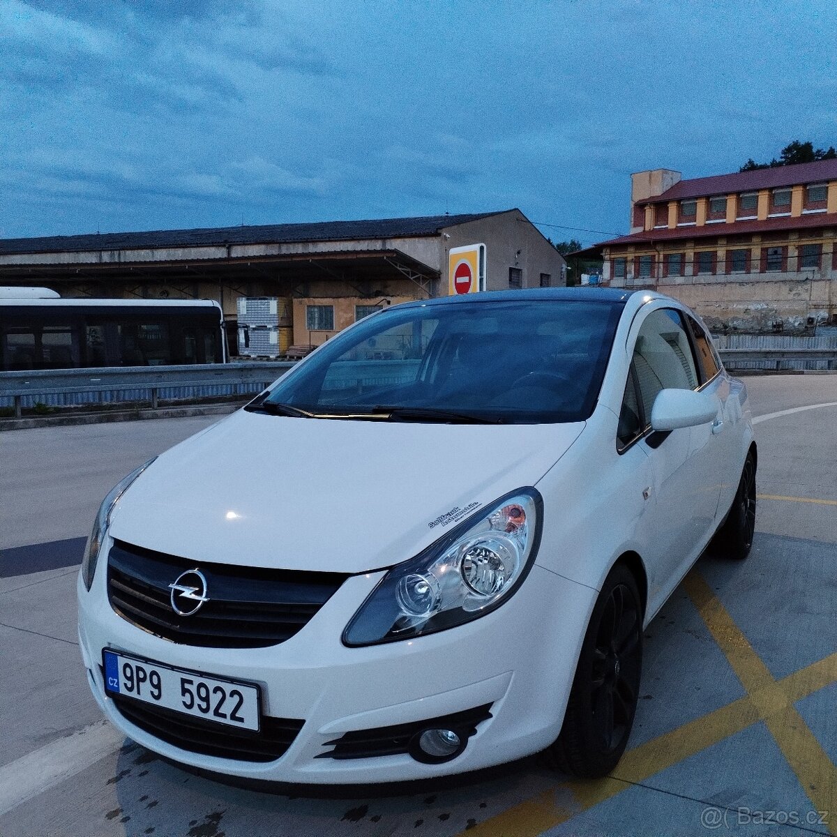 Opel Corsa 1.4 benzín FC11, 66 kW