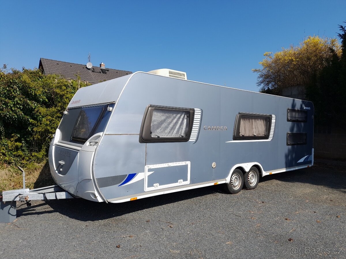 Dethleffs Camper 650 TK - PROSTORNÝ RODINNÝ KARAVAN