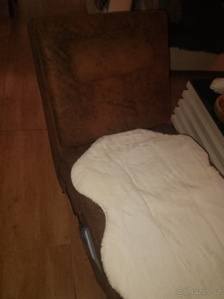 Lenoška ,pohovka,kreslo