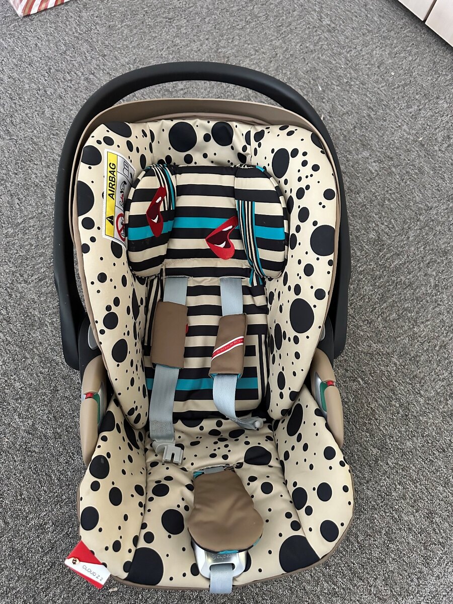 CYBEX Autosedačka Cloud Z i-Size by Karolína Kurková