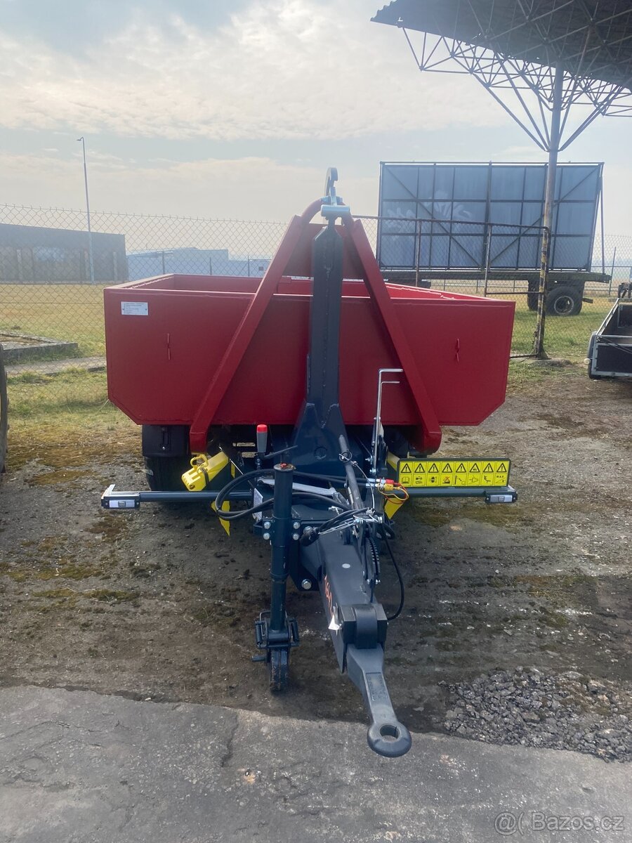 Traktorový nosič kontejnerů Portýr 4.3 skladem