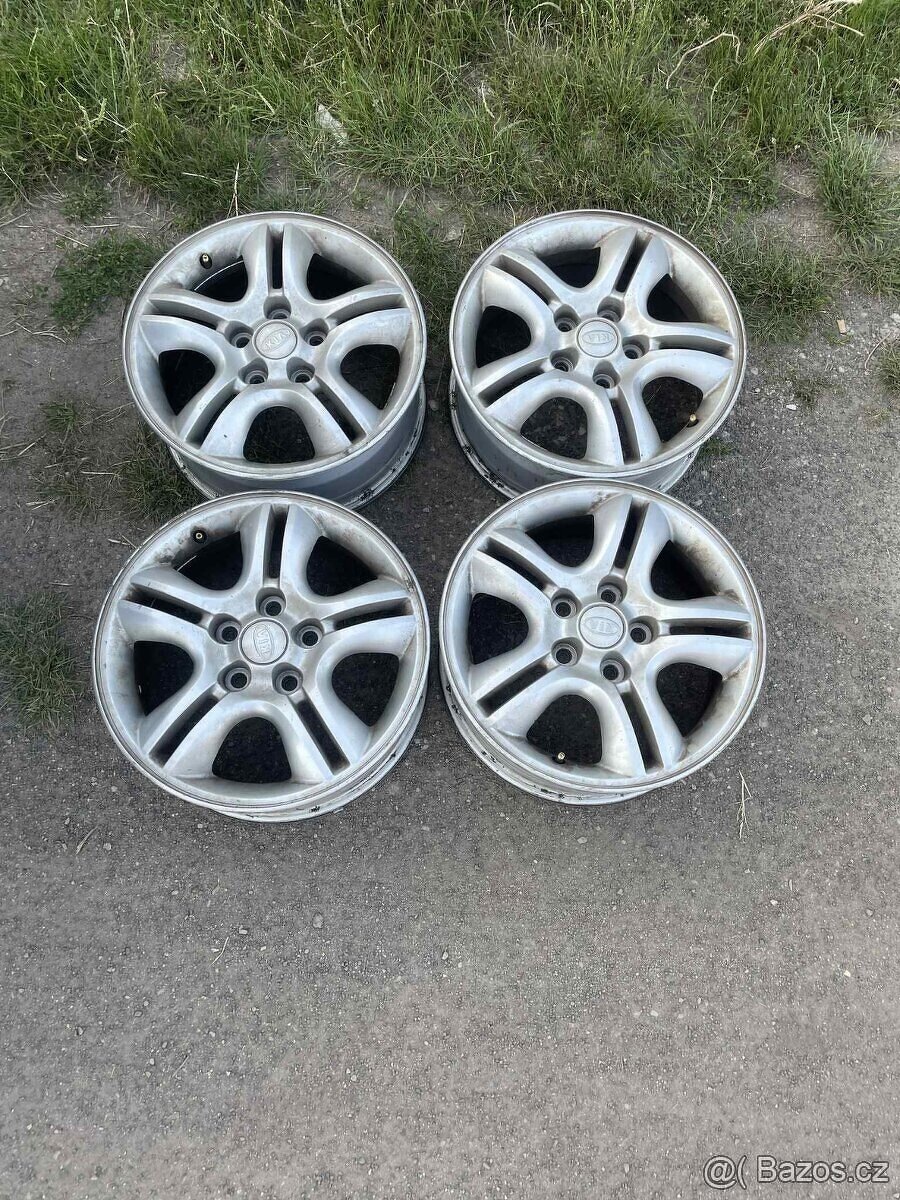 Zachovalá originální ALU kola 5x114,3 16 Kia Hyundai