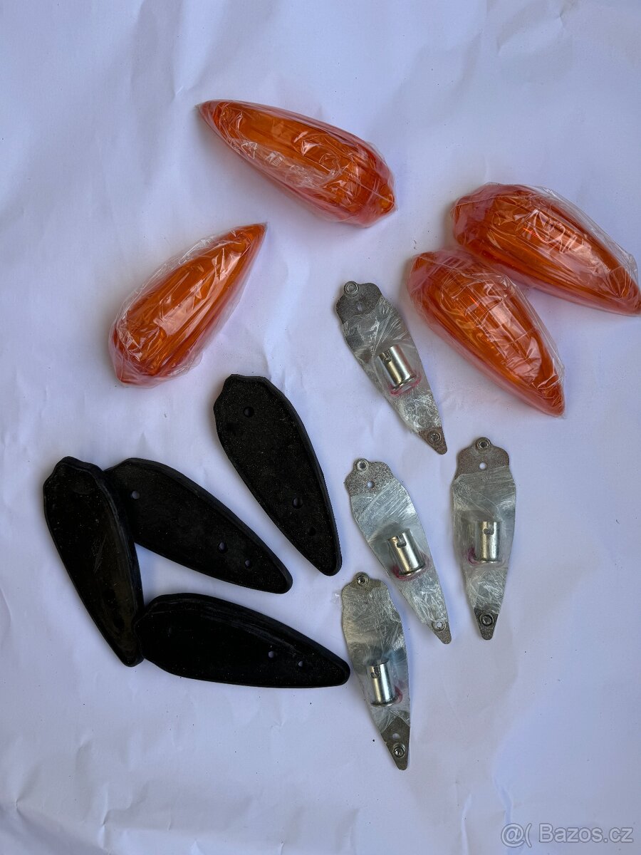 4 kusy kompletů blinkrů na ČZ 175 / 502