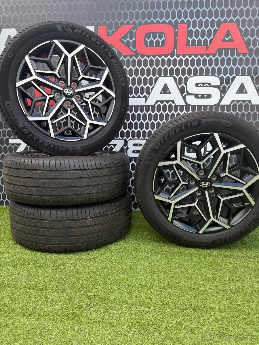 Hyundai Tucson N-Line originální letní sada Michelin 235/50