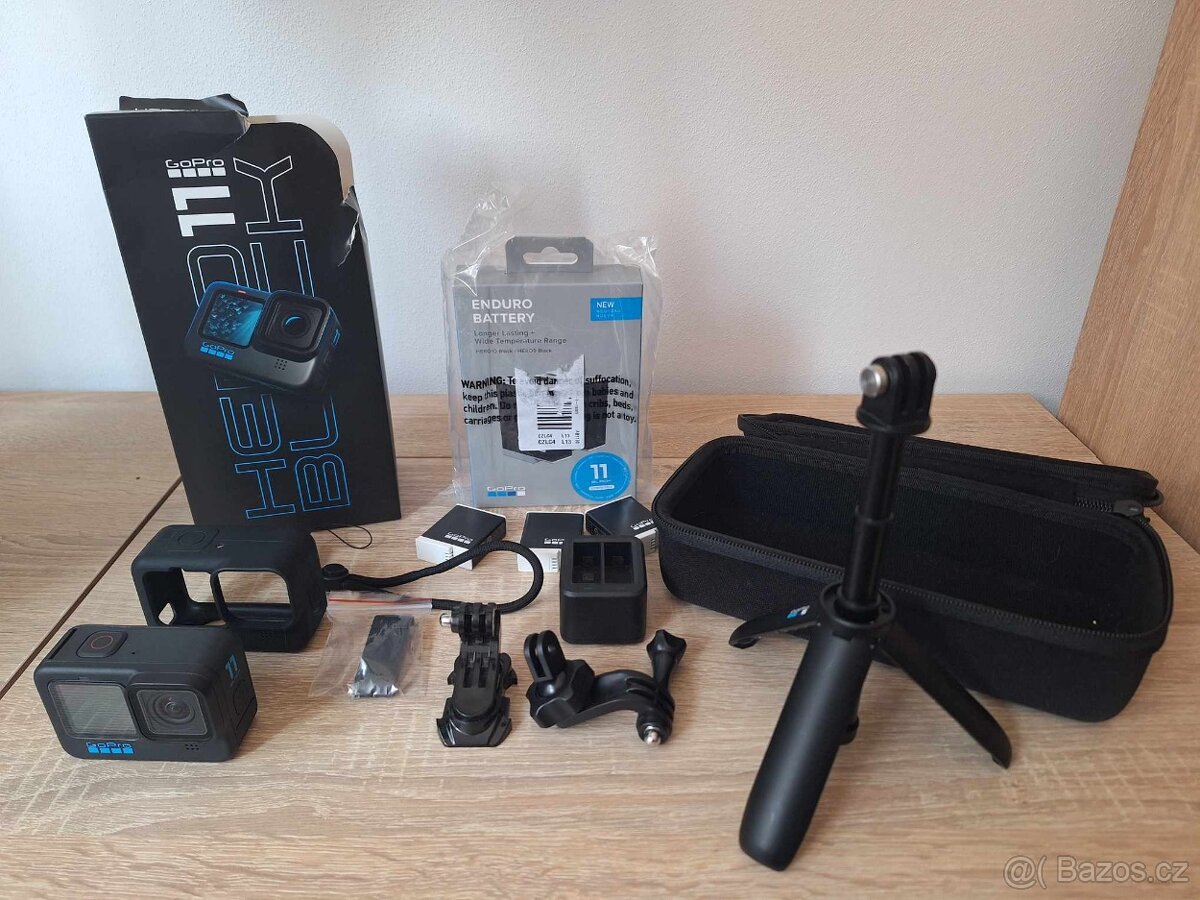 GoPro HERO 11 Black – TOP STAV + PŘÍSLUŠENSTVÍ - SLEVA