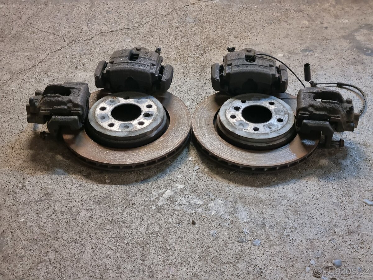 Brzdy BMW E46 330i, 330D možný upgrade- již pouze zadní