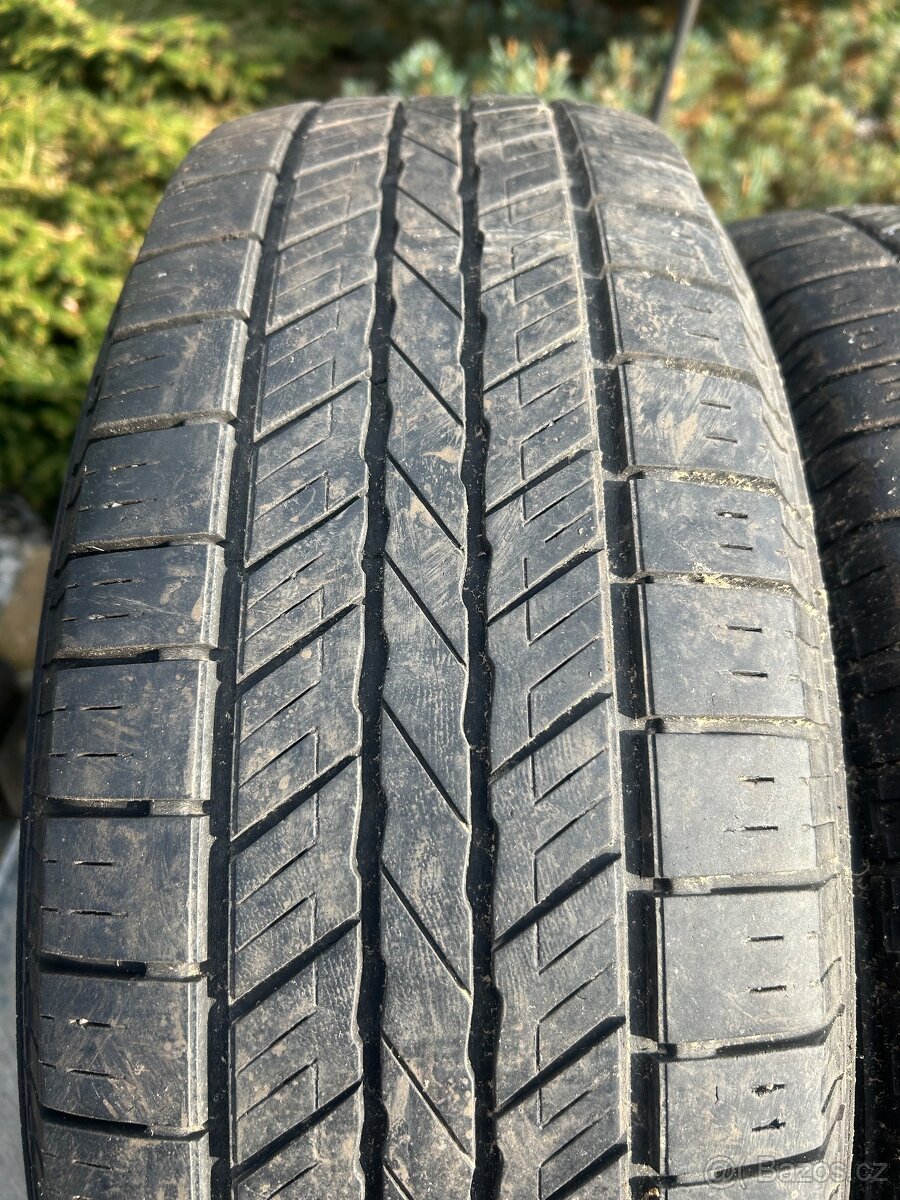 Pneumatiky Hankook 225/70R16 M+S