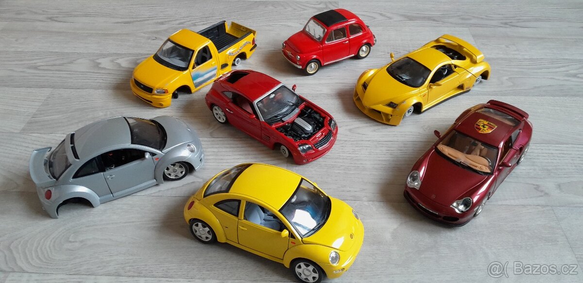 modely Bburago 1/18 starší na díly či opravu