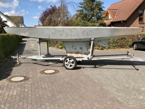 Plachetnice sportovní Starboat