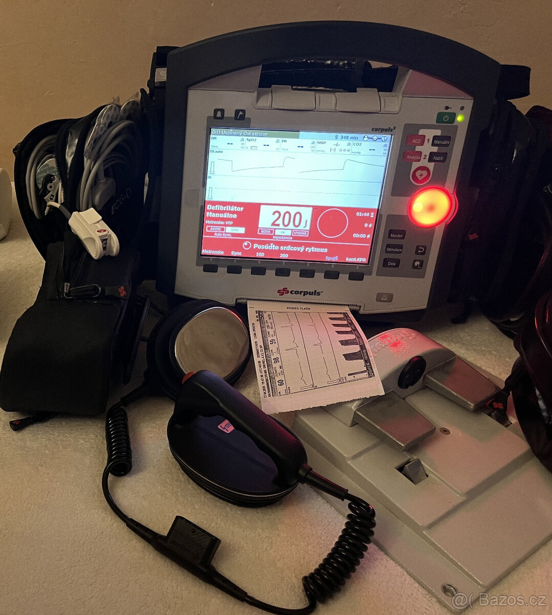 AED, Profesionálny defibrilátor CORPULS C3