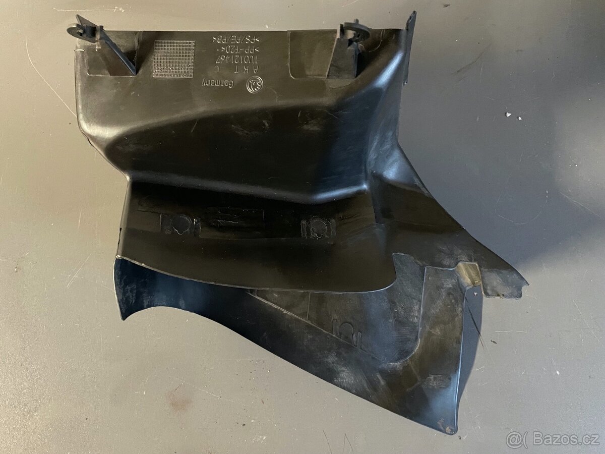Octavia 1 vedení vzduchu pro intercooler 1U0 121 467