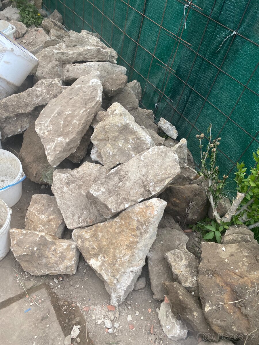 Daruji kámen pískovec za odvoz