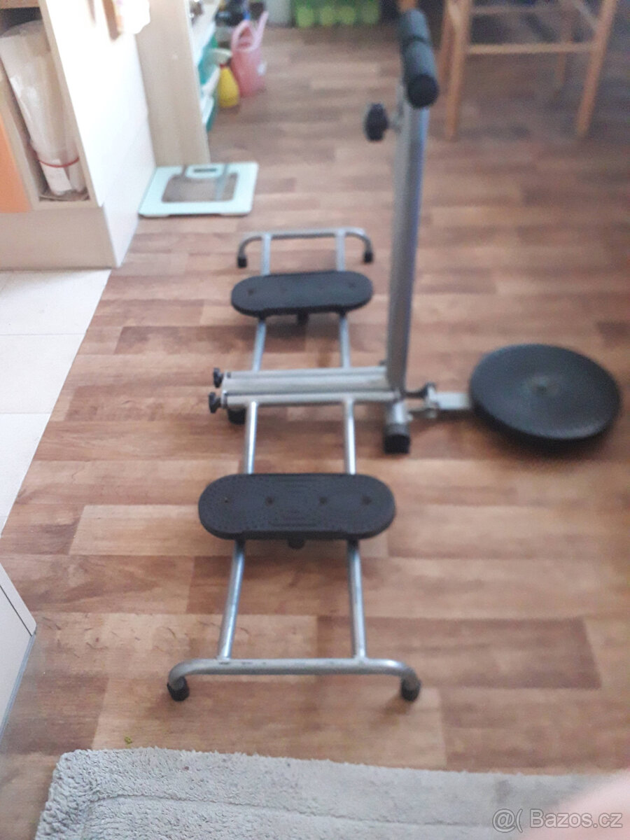 stroj na posilování nohou i pro deti i dospělé