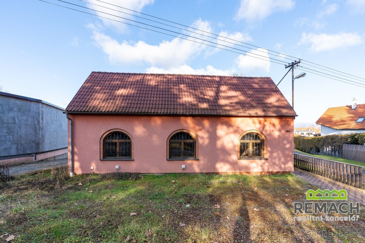 Prodej rodinné domy, 234 m2 - Boršice, ev.č. 03132