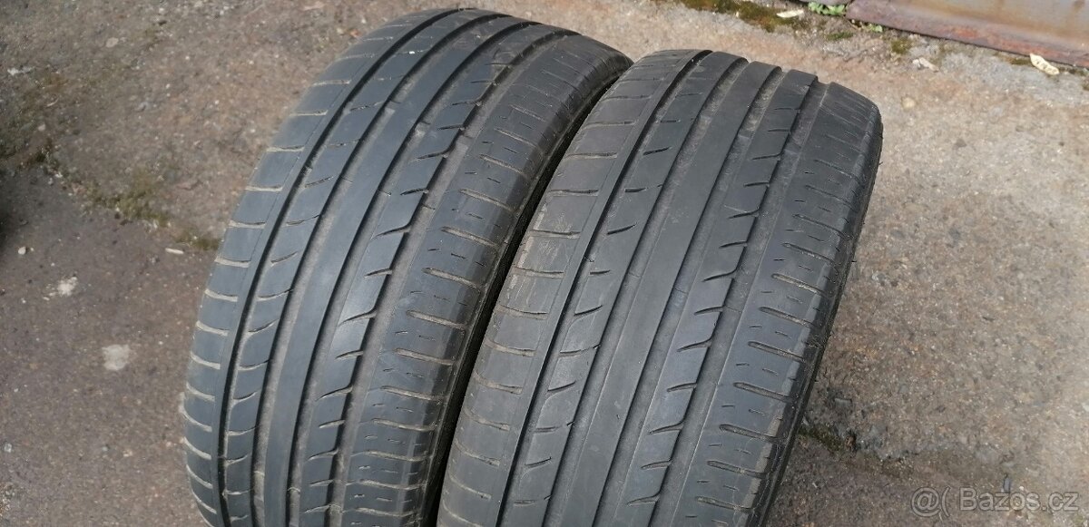 2ks letní pneu 215/45 17" cena za 2ks, Stav 45%