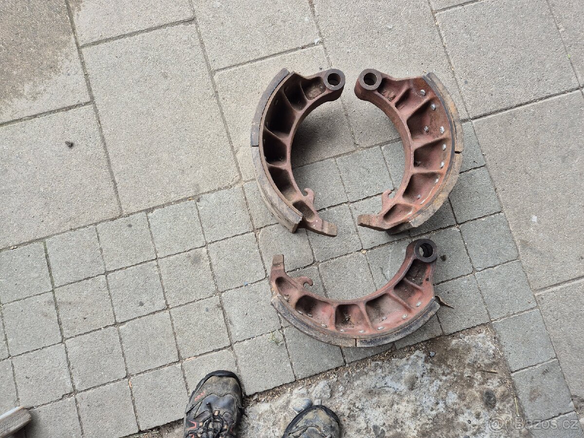 LKT 80 brzdové čeľuste komplet