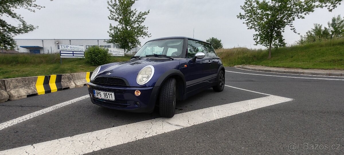 Mini Cooper One R51