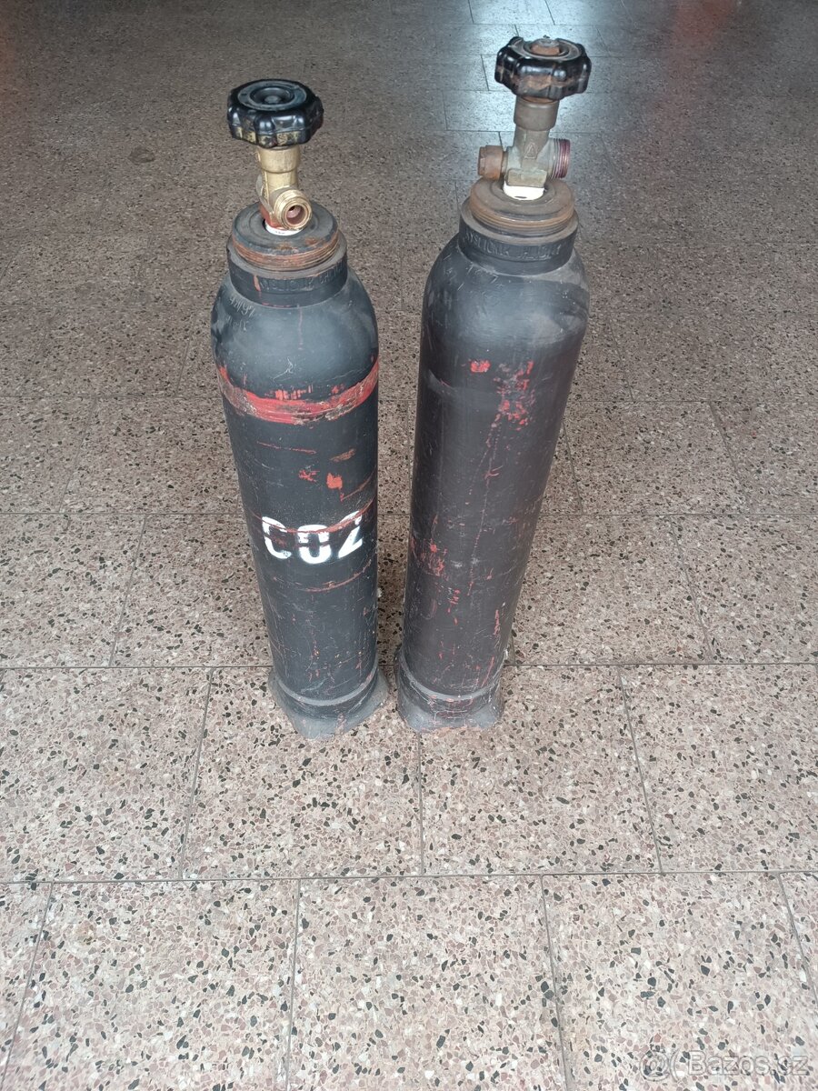 Tlaková láhev CO2