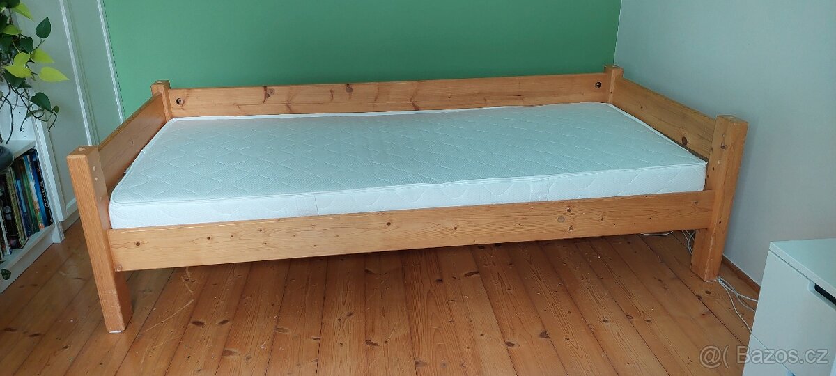 postel dřevěná + rošt + matrace 90x200 cm