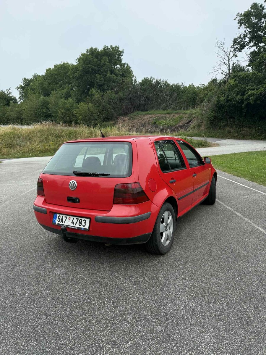 Golf 4